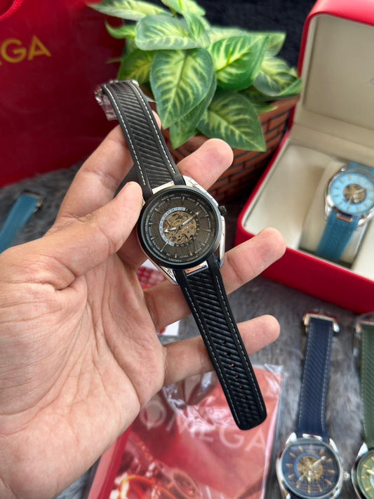 Omega Aqua Terra World Travel Automatic